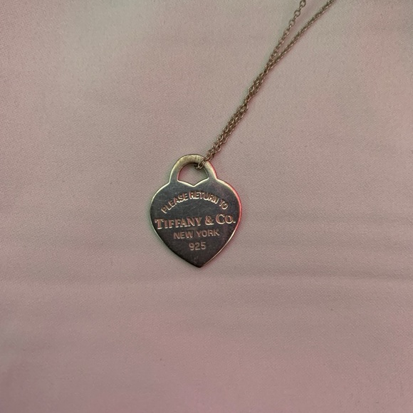 Tiffany Heart Tag Pendant - Picture 3 of 5